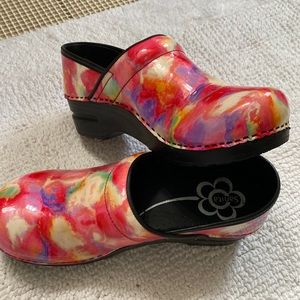 Sanita’s clogs, size 8
